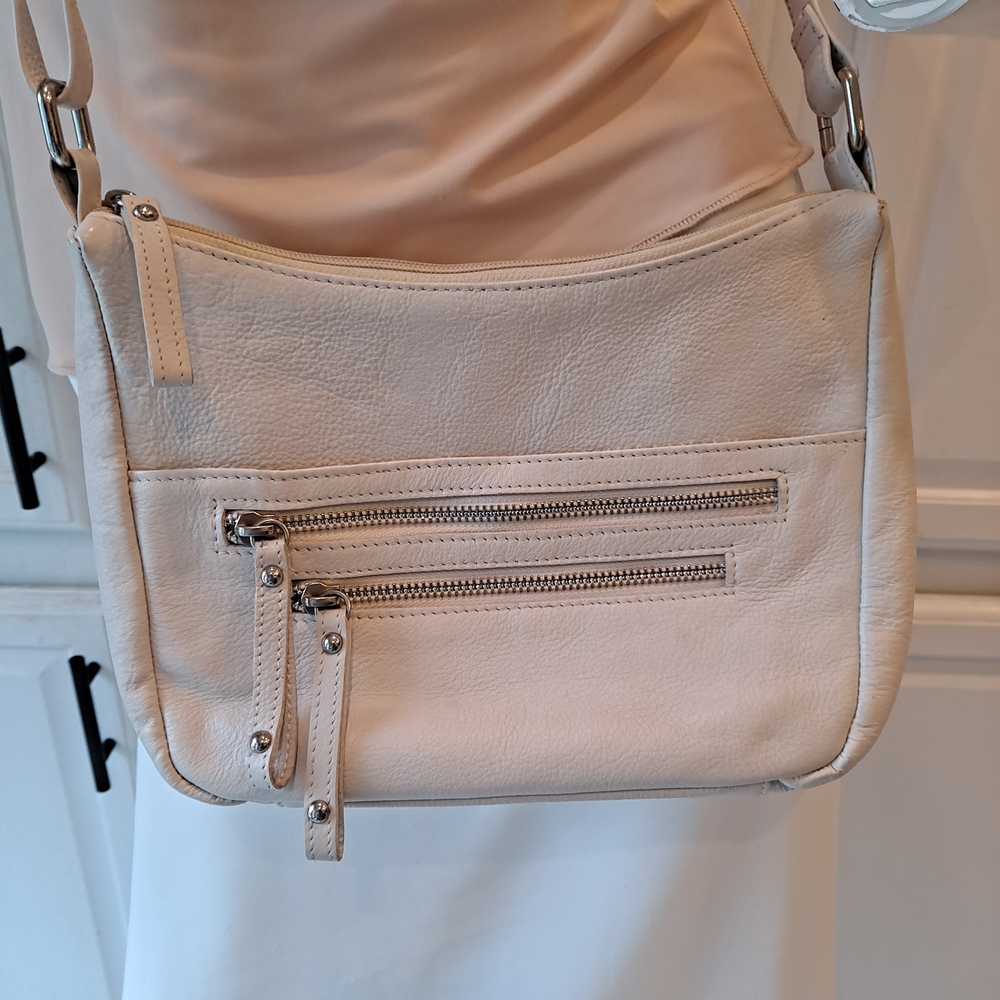 Great American Leatherworks Cream Genuine Leather Crossbody Bag